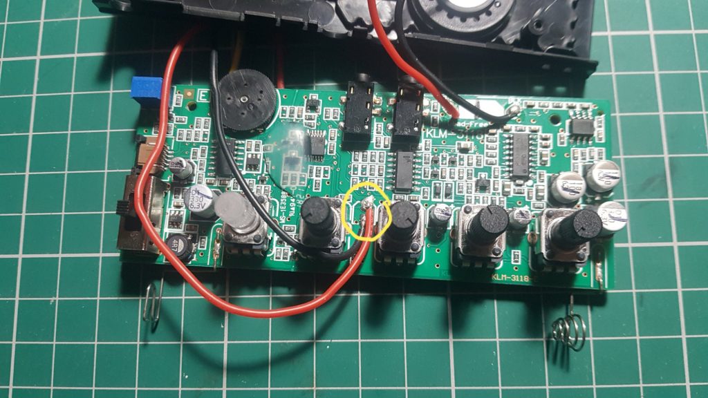 5v and GND on the Monotron Delay